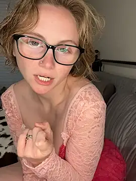 Kat peachyy26 online show from 07-25-26, 12:20