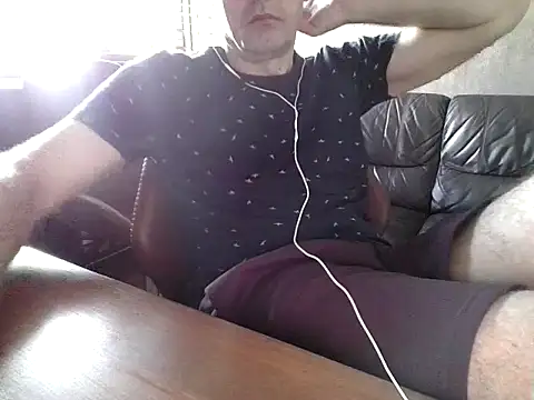 Snapshot of trebor600 chatting on 01-09-26, 07:44 trebor600 online show from 01-09-26, 07:44