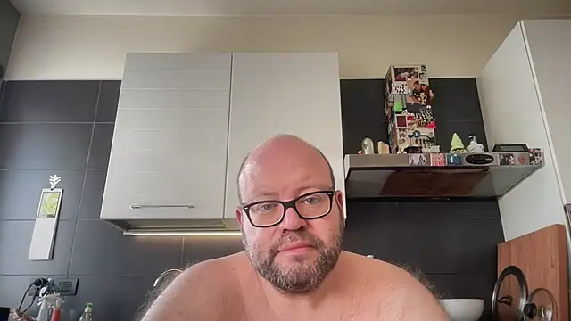 theitalianbear online show from 05-15-26, 07:37