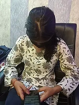 Shivani hot online show from 07-27-26, 06:42