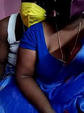Snapshot of Tamil-couple696 chatting on 07-30-26, 09:08 Tamil-couple696 online show from 07-30-26, 09:08