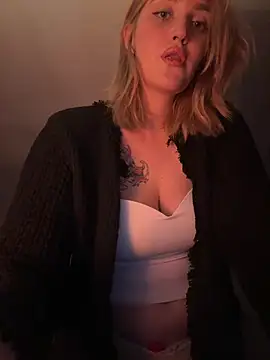 -Bratty- online show from 08-05-26, 04:15