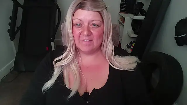 Blonde Exclusive online show from 07-30-26, 10:58