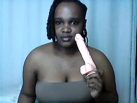 Snapshot of Happylolaa chatting on 07-31-26, 11:31 Happylolaa online show from 07-31-26, 11:31