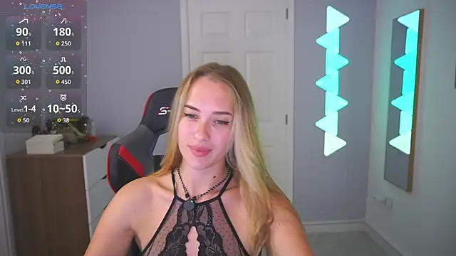 DanikaDillan online show from 07-17-26, 12:50