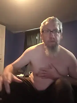 sneakyzekey420 online show from 07-31-26, 04:28