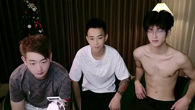 Snapshot of HeiBao-xo chatting on 08-01-26, 11:31 HeiBao-xo online show from 08-01-26, 11:31