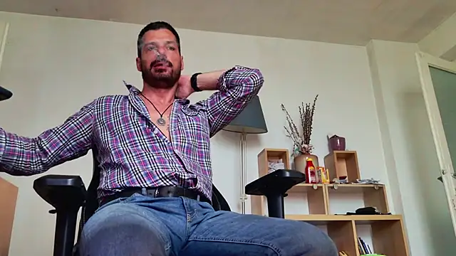 ChrisKox online show from 05-20-26, 06:52