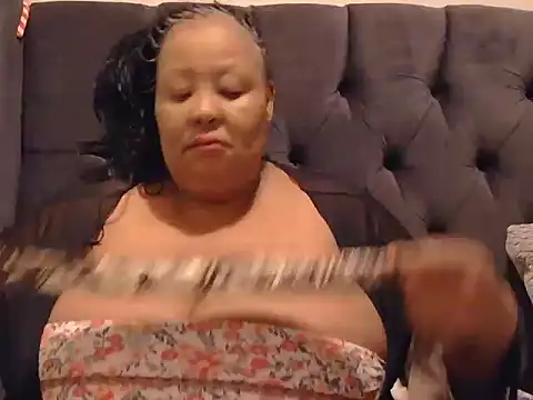 Snapshot of nancy111 chatting on 01-09-26, 01:08 nancy111 online show from 01-09-26, 01:08