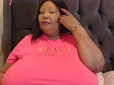 Snapshot of nancy111 chatting on 02-01-26, 01:04 nancy111 online show from 02-01-26, 01:04