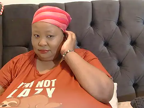 Snapshot of nancy111 chatting on 02-04-26, 01:33 nancy111 online show from 02-04-26, 01:33