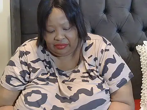 Snapshot of nancy111 chatting on 03-12-26, 01:34 nancy111 online show from 03-12-26, 01:34