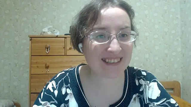 Snapshot of Smart_Rose chatting on 04-16-26, 09:39 Smart Rose online show from 04-16-26, 09:39
