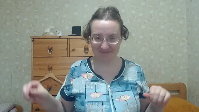 Snapshot of Smart_Rose chatting on 04-18-26, 03:16 Smart Rose online show from 04-18-26, 03:16