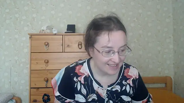 Snapshot of Smart_Rose chatting on 04-21-26, 03:17 Smart Rose online show from 04-21-26, 03:17