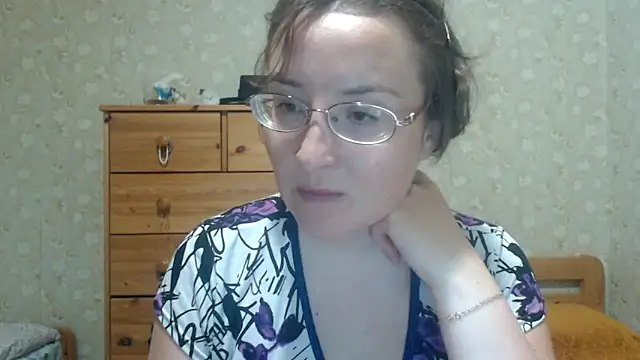 Snapshot of Smart_Rose chatting on 05-11-26, 05:21 Smart Rose online show from 05-11-26, 05:21