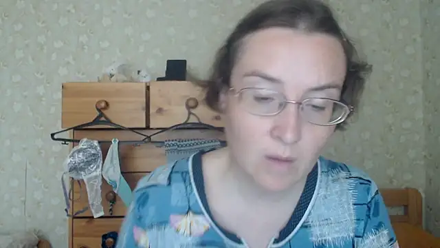 Snapshot of Smart_Rose chatting on 05-15-26, 03:52 Smart Rose online show from 05-15-26, 03:52