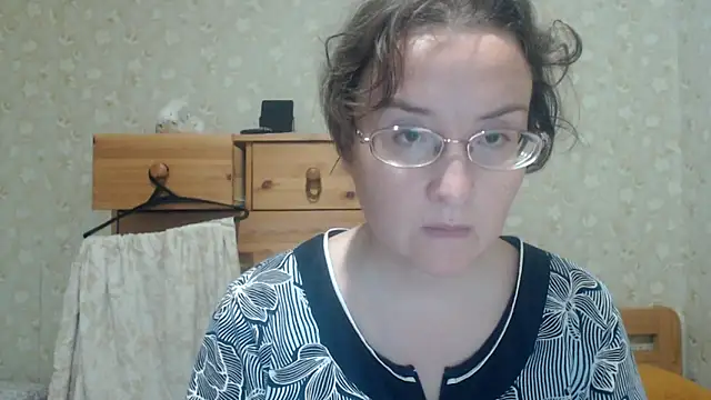 Snapshot of Smart_Rose chatting on 05-22-26, 05:07 Smart Rose online show from 05-22-26, 05:07