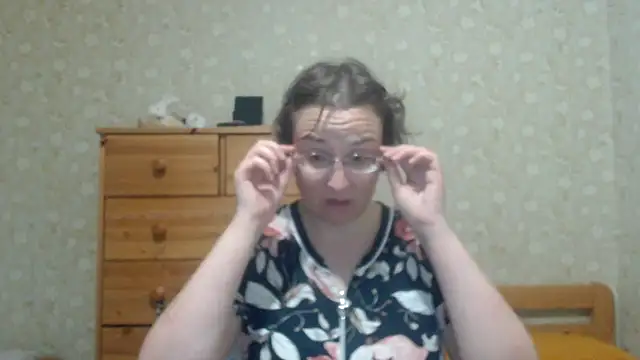 Snapshot of Smart_Rose chatting on 05-23-26, 05:39 Smart Rose online show from 05-23-26, 05:39