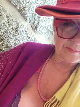 MucMilf59 online show from 05-14-26, 10:22