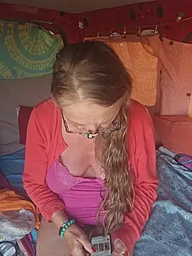 Snapshot of MucMilf59 chatting on 07-07-26, 07:23 MucMilf59 online show from 07-07-26, 07:23