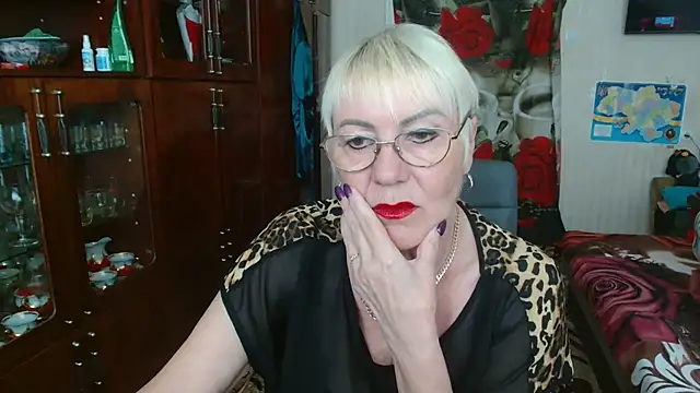 JenaCheim online show from 04-22-26, 05:43