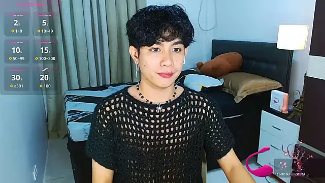 Snapshot of WildestTwink chatting on 03-04-26, 06:36 WildestTwink online show from 03-04-26, 06:36