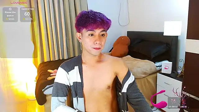 Snapshot of WildestTwink chatting on 03-31-26, 02:28 WildestTwink online show from 03-31-26, 02:28