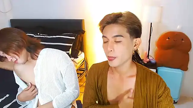 Snapshot of WildestTwink chatting on 06-20-26, 07:05 WildestTwink online show from 06-20-26, 07:05