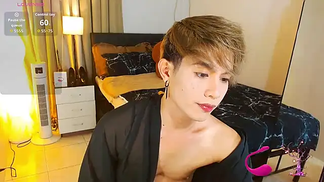 Snapshot of WildestTwink chatting on 07-10-26, 05:26 WildestTwink online show from 07-10-26, 05:26