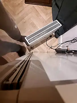 realeasy1 online show from 11-30-25, 03:10