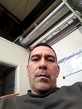 Snapshot of dick81 chatting on 03-13-26, 02:34 dick81 online show from 03-13-26, 02:34