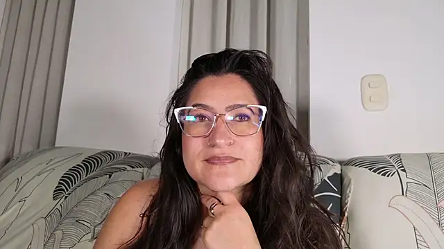 DeesseLuxure online show from 02-13-26, 06:31