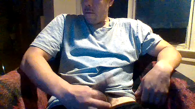 Snapshot of loozamangos chatting on 01-11-26, 02:27 loozamangos online show from 01-11-26, 02:27