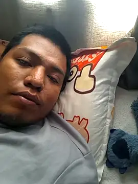 Snapshot of juliopantoja chatting on 03-11-26, 03:18 juliopantoja online show from 03-11-26, 03:18