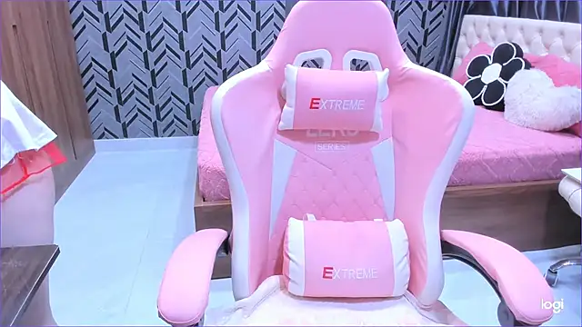 Snapshot of Toyota_Motor_Corporation chatting on 03-17-26, 11:30 Toyota Motor Corporation online show from 03-17-26, 11:30