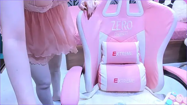 Snapshot of Toyota_Motor_Corporation chatting on 04-03-26, 11:36 Toyota Motor Corporation online show from 04-03-26, 11:36