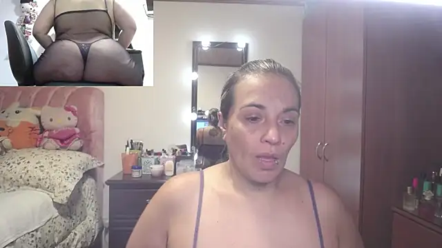 zoe hotxxx online show from 01-08-26, 02:08