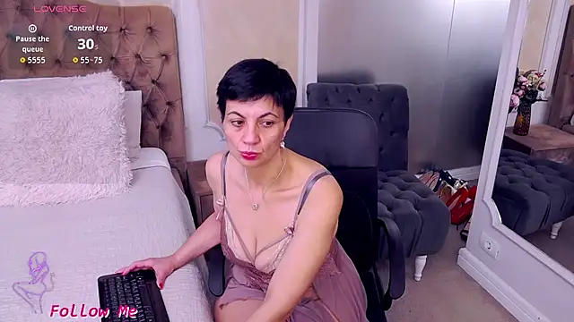 Snapshot of BustyPenellope chatting on 03-19-26, 03:54 BustyPenellope online show from 03-19-26, 03:54