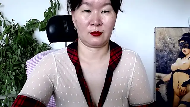 Snapshot of Akira_xx chatting on 07-17-26, 02:40 Akira xx online show from 07-17-26, 02:40