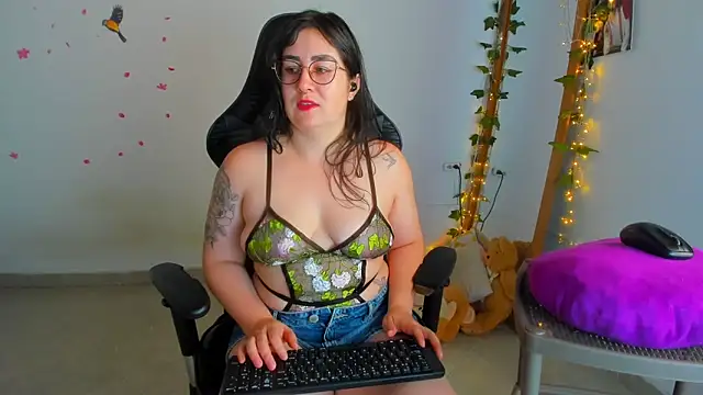 Susan Foxx online show from 03-06-26, 05:20