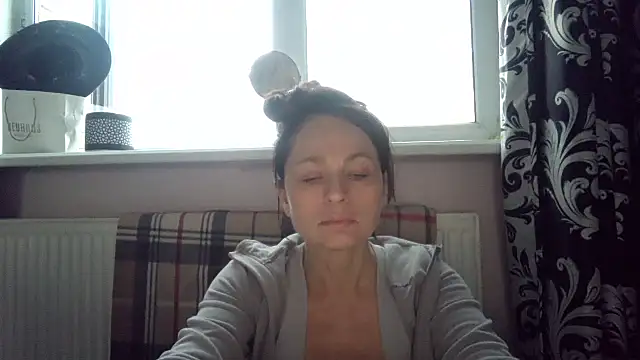LindaStarS online show from 04-29-26, 05:06