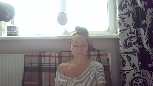 LindaStarS online show from 05-14-26, 03:35