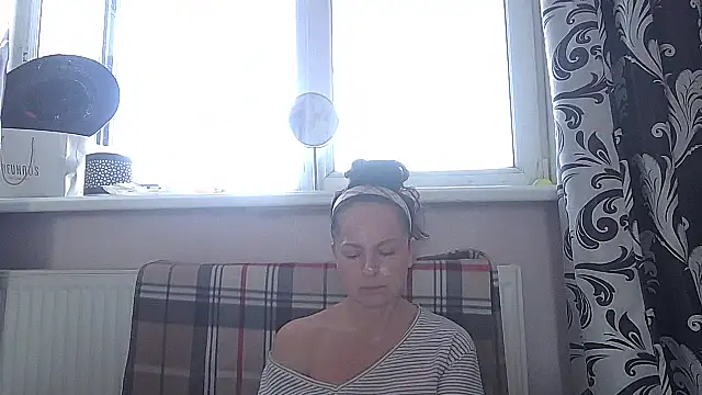 LindaStarS online show from 05-15-26, 05:25
