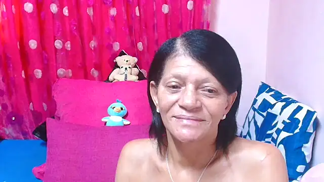 Snapshot of SLUTTYROXY chatting on 03-06-26, 06:21 SLUTTYROXY online show from 03-06-26, 06:21