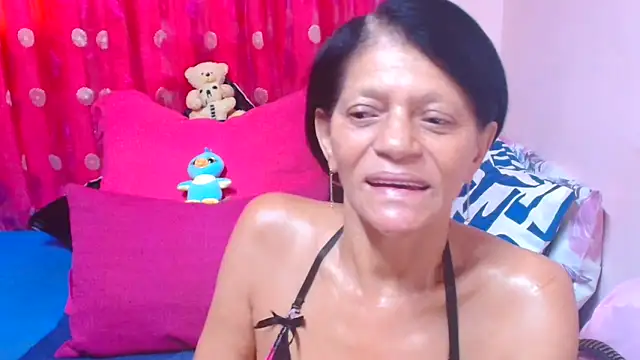 Snapshot of SLUTTYROXY chatting on 03-09-26, 08:18 SLUTTYROXY online show from 03-09-26, 08:18