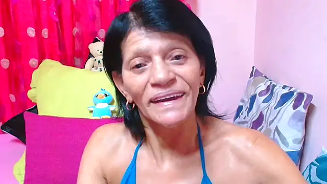 Snapshot of SLUTTYROXY chatting on 03-16-26, 05:17 SLUTTYROXY online show from 03-16-26, 05:17