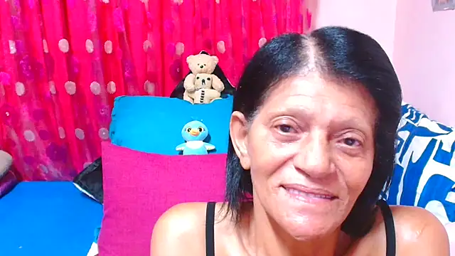 Snapshot of SLUTTYROXY chatting on 04-05-26, 05:54 SLUTTYROXY online show from 04-05-26, 05:54