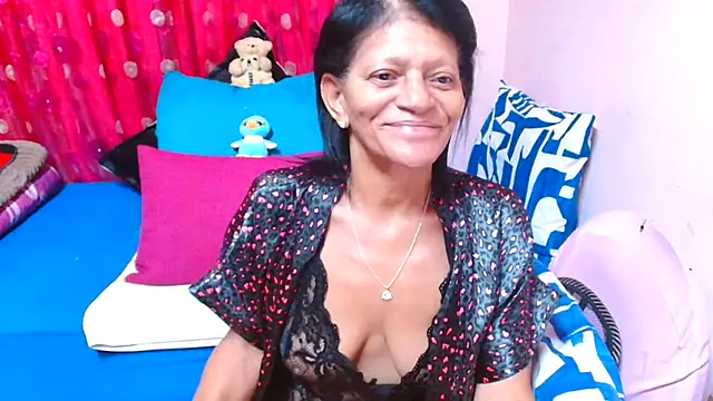 Snapshot of SLUTTYROXY chatting on 04-07-26, 09:10 SLUTTYROXY online show from 04-07-26, 09:10