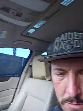 UncutHammer69 online show from 02-04-26, 12:49